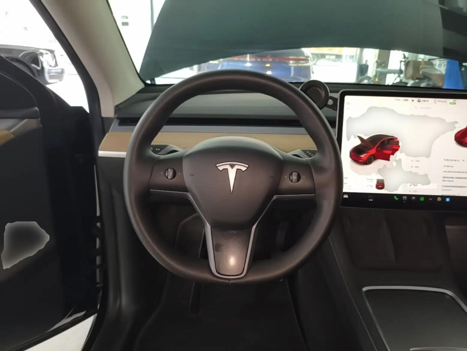 Tesla Model Y 2022 Rear-Wheel-Drive Version — миниатюра 18
