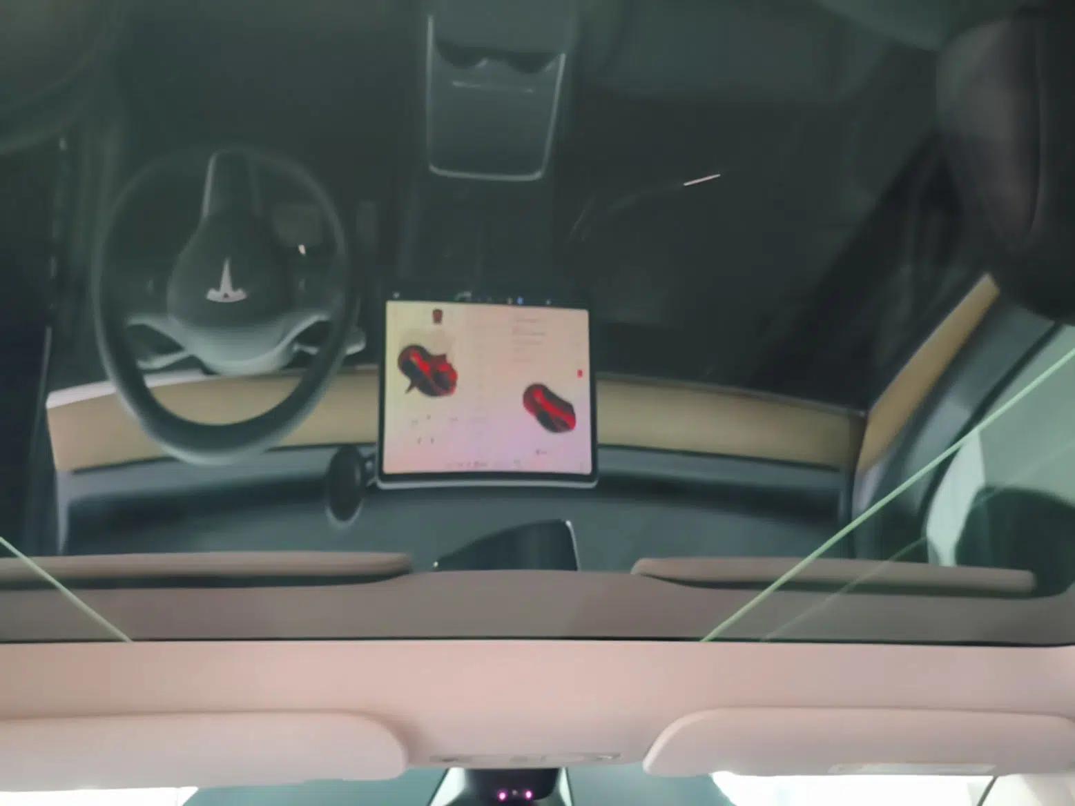 Tesla Model Y 2022 Rear-Wheel-Drive Version — миниатюра 26