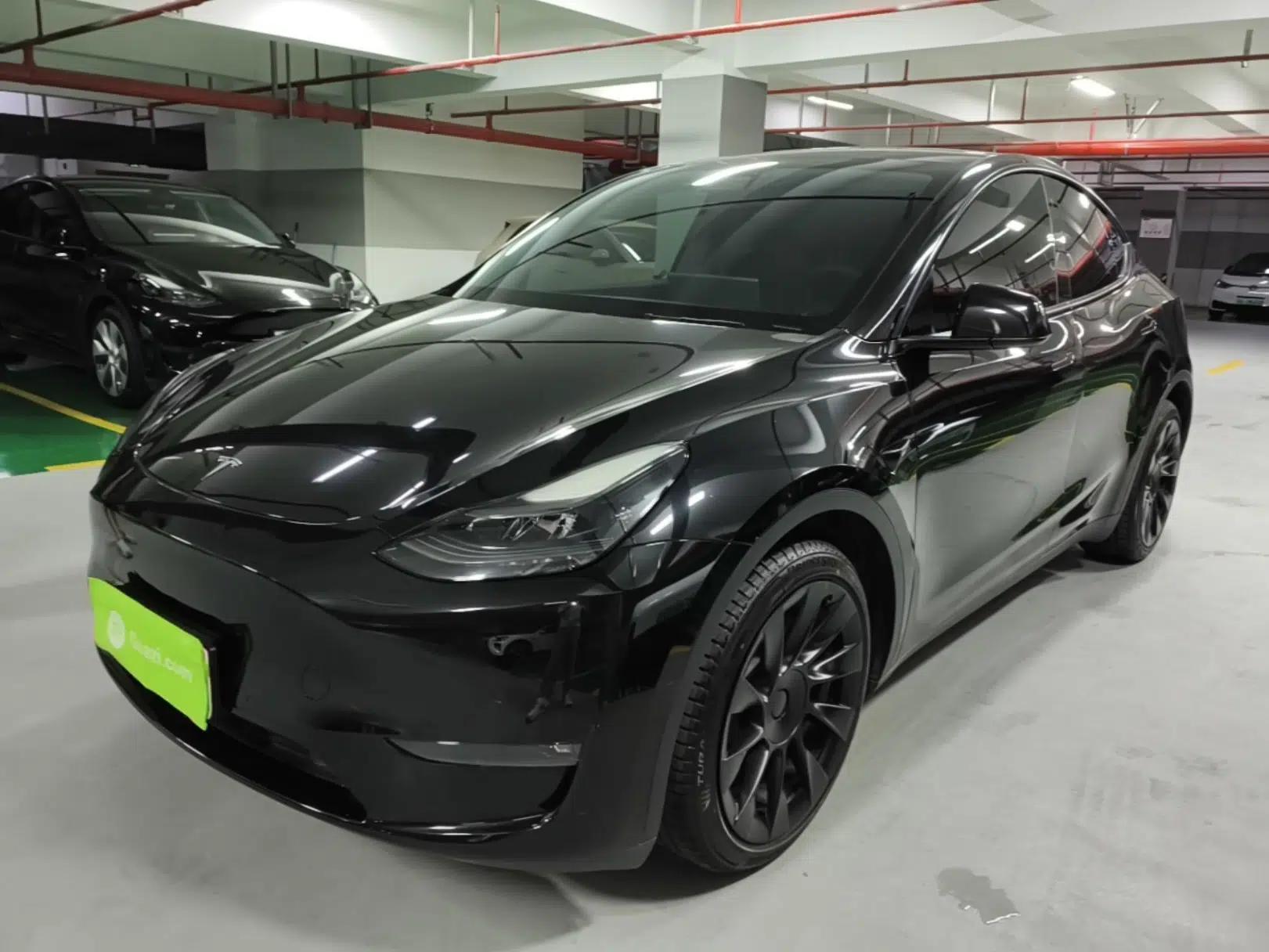 Tesla Model Y 2021 Long-Range All-Wheel-Drive Version — миниатюра 1