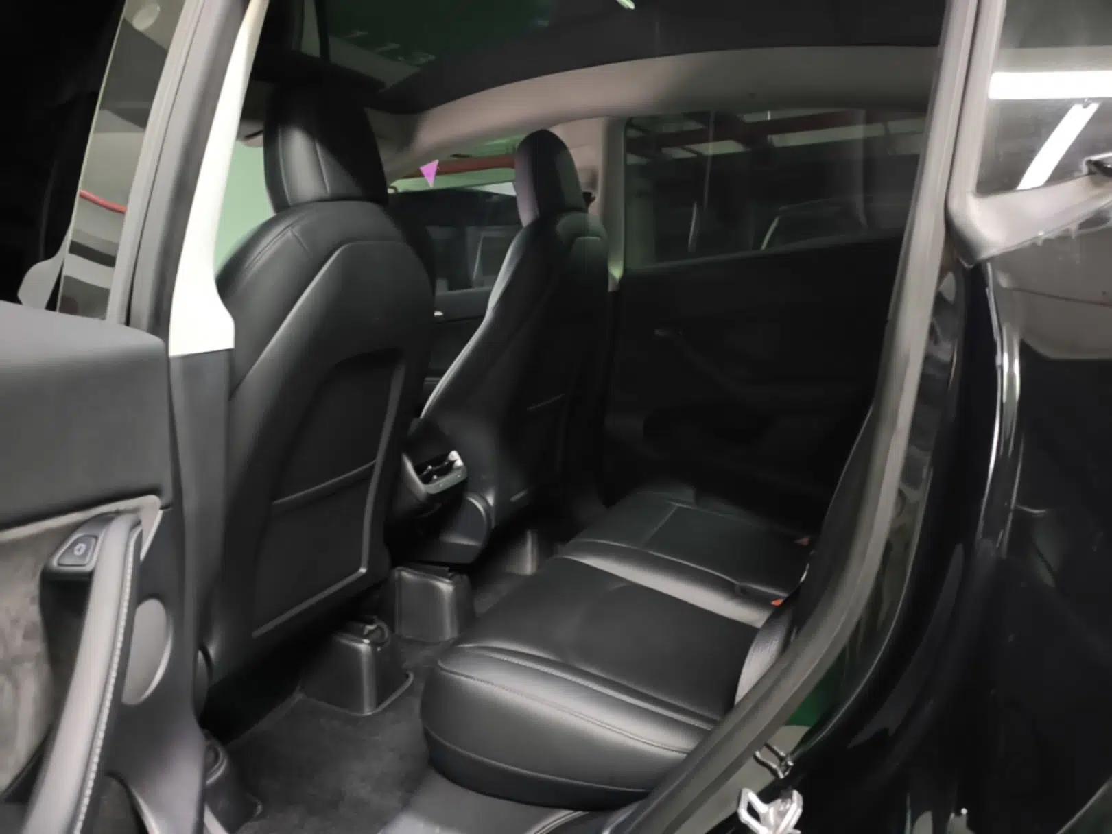 Tesla Model Y 2021 Long-Range All-Wheel-Drive Version — миниатюра 20