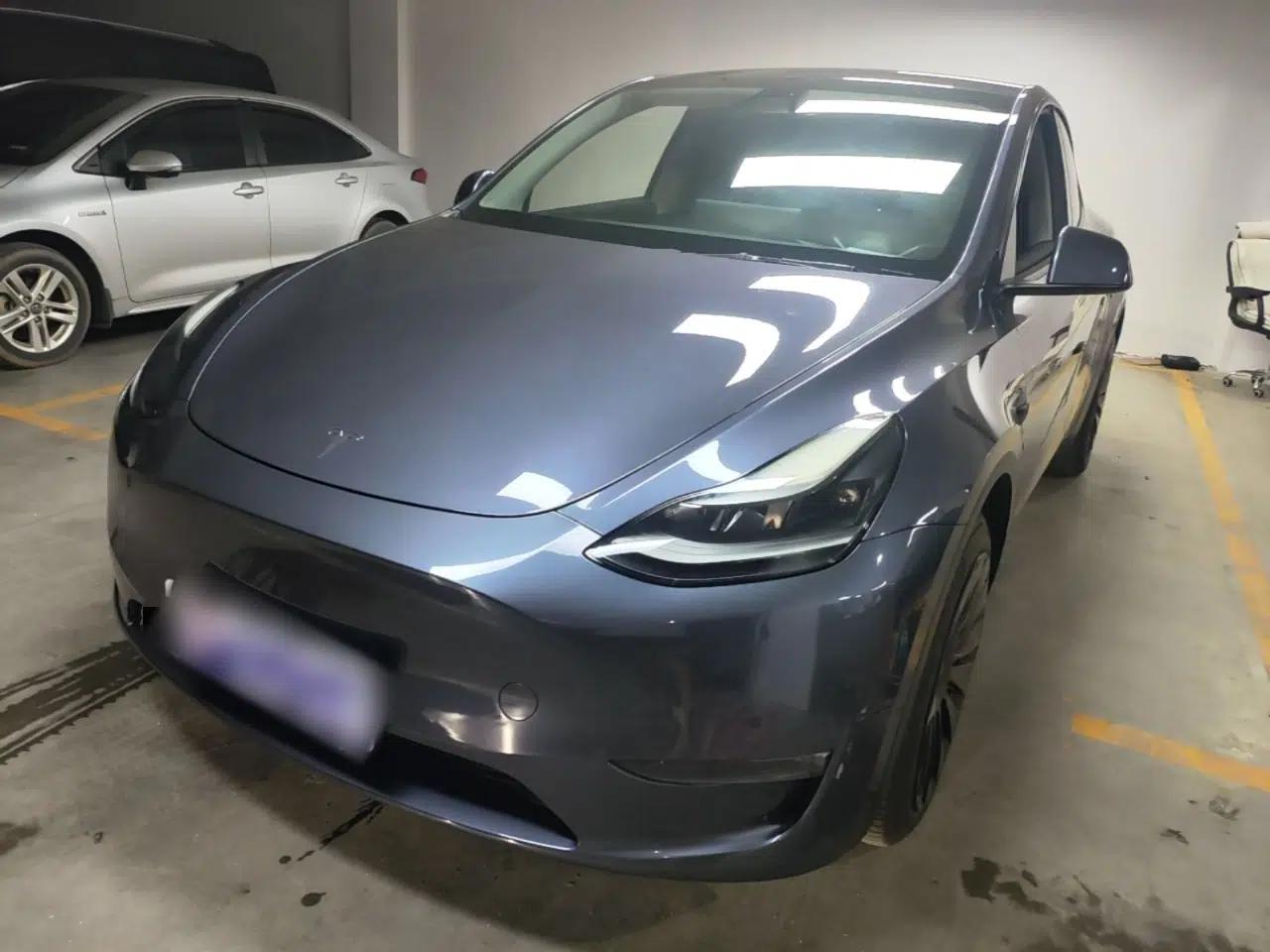 Tesla Model Y 2021 Long-Range All-Wheel-Drive Version — миниатюра 1