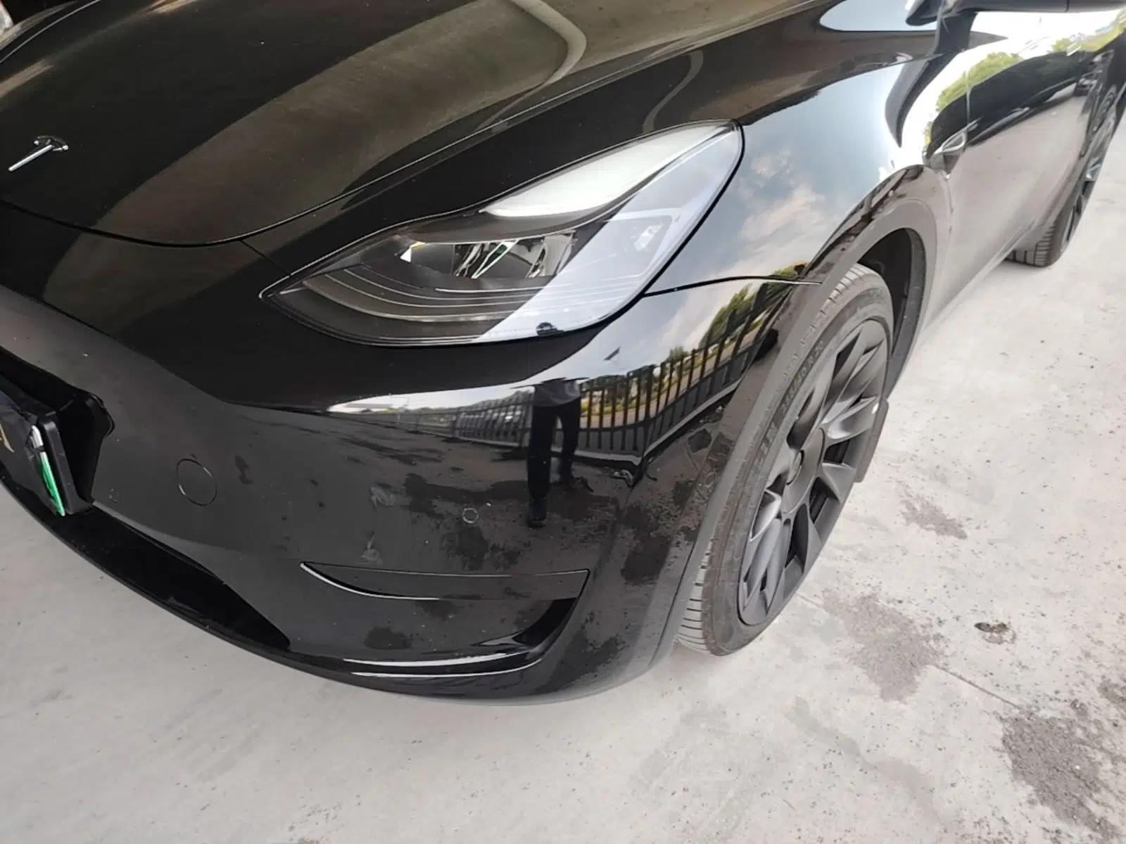 Tesla Model Y 2022 Rear-Wheel-Drive Version — миниатюра 8