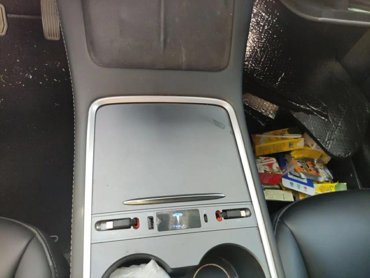 Tesla Model Y 2022 Rear-Wheel-Drive Version — миниатюра 14