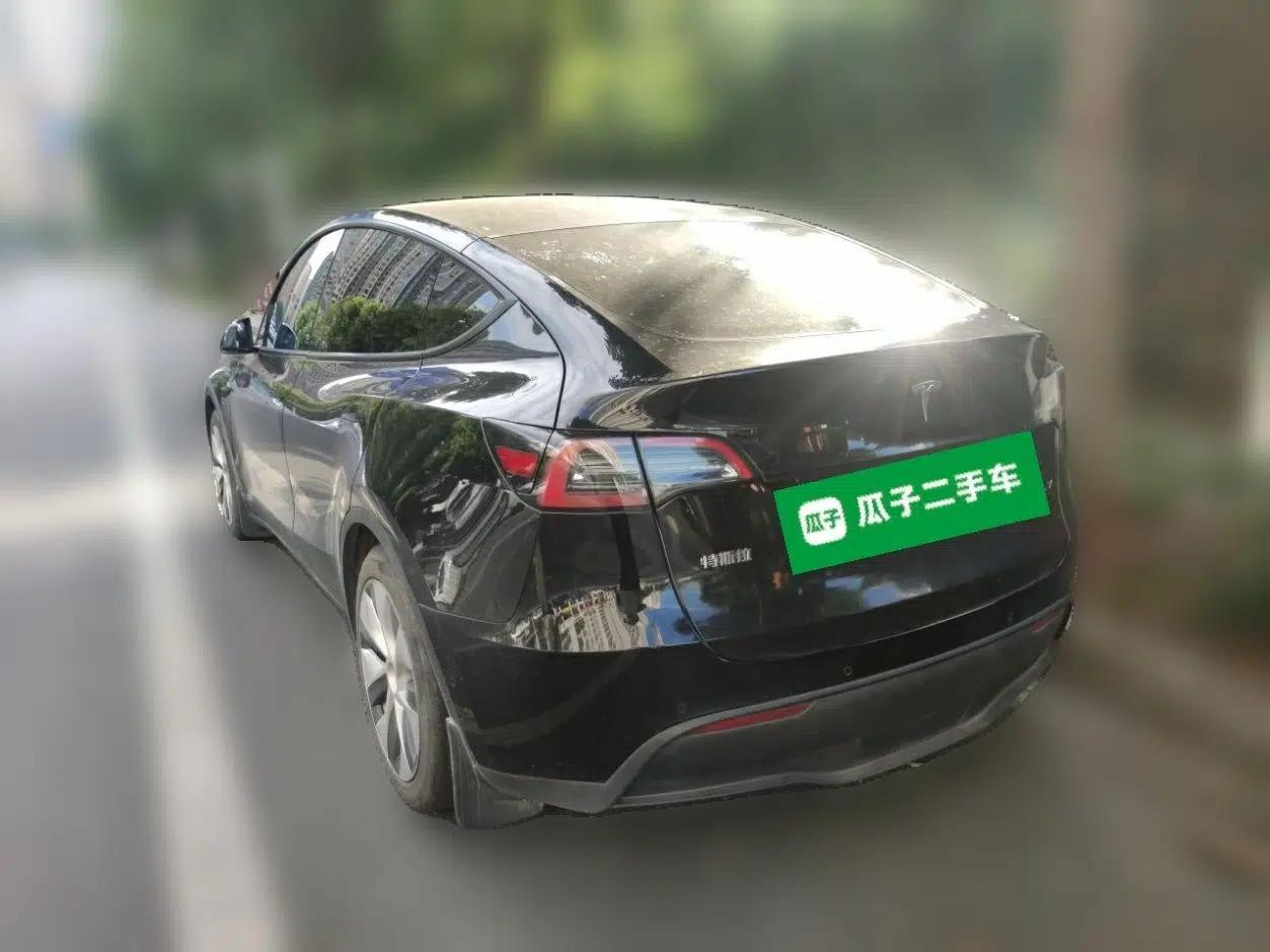 Tesla Model Y 2022 Rear-Wheel-Drive Version — миниатюра 4