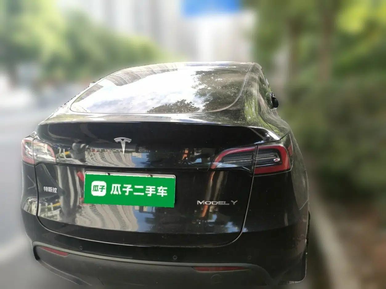 Tesla Model Y 2022 Rear-Wheel-Drive Version — миниатюра 5