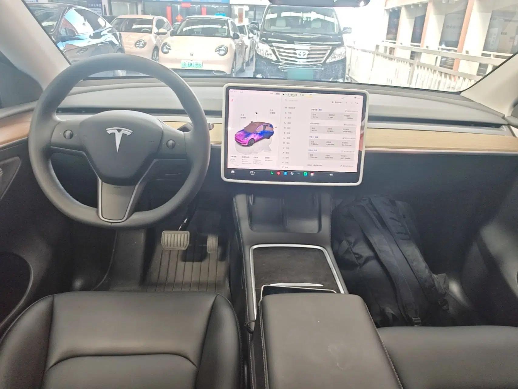 Tesla Model Y 2022 Revised Version Rear-Wheel Drive — миниатюра 12