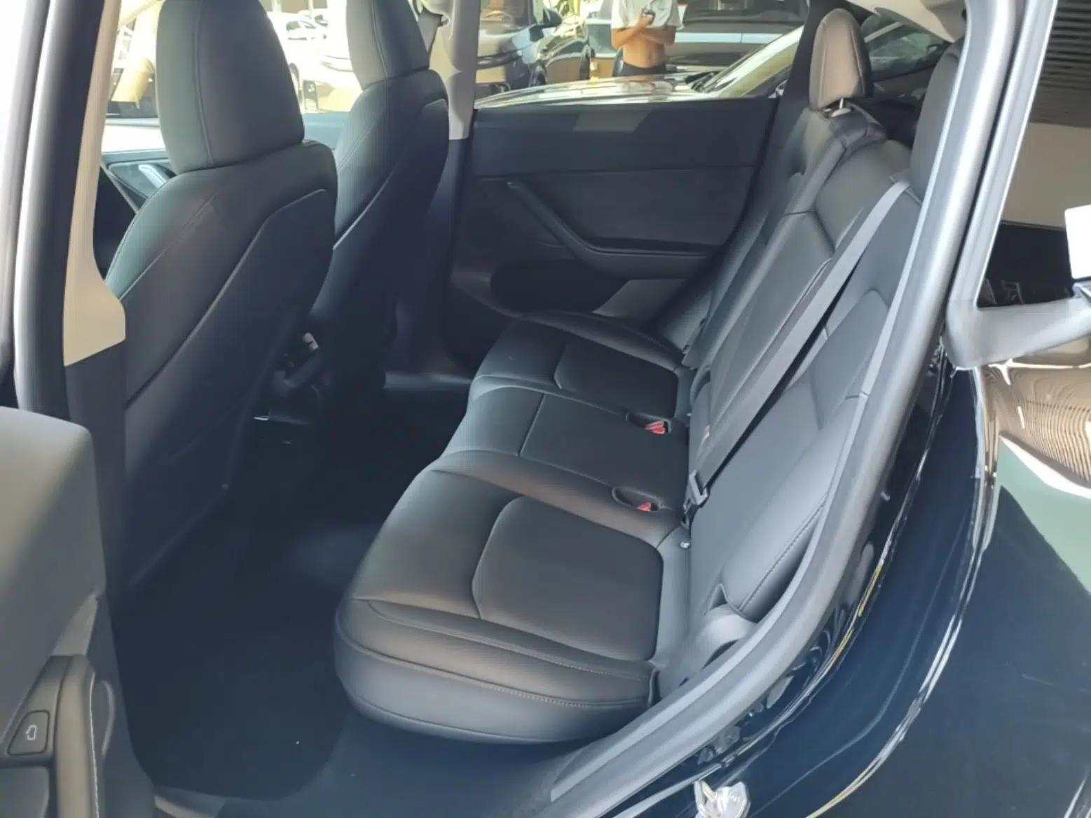 Tesla Model Y 2022 Revised Version Rear-Wheel Drive — миниатюра 20