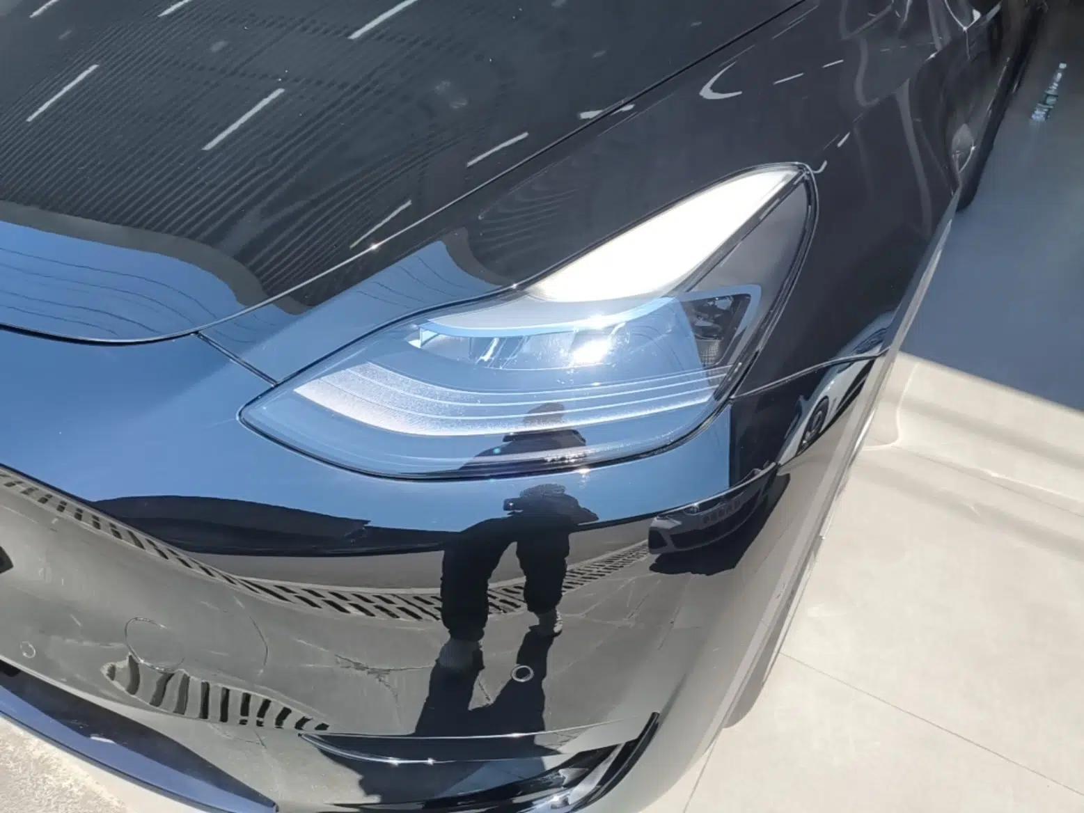 Tesla Model Y 2022 Revised Version Rear-Wheel Drive — миниатюра 8