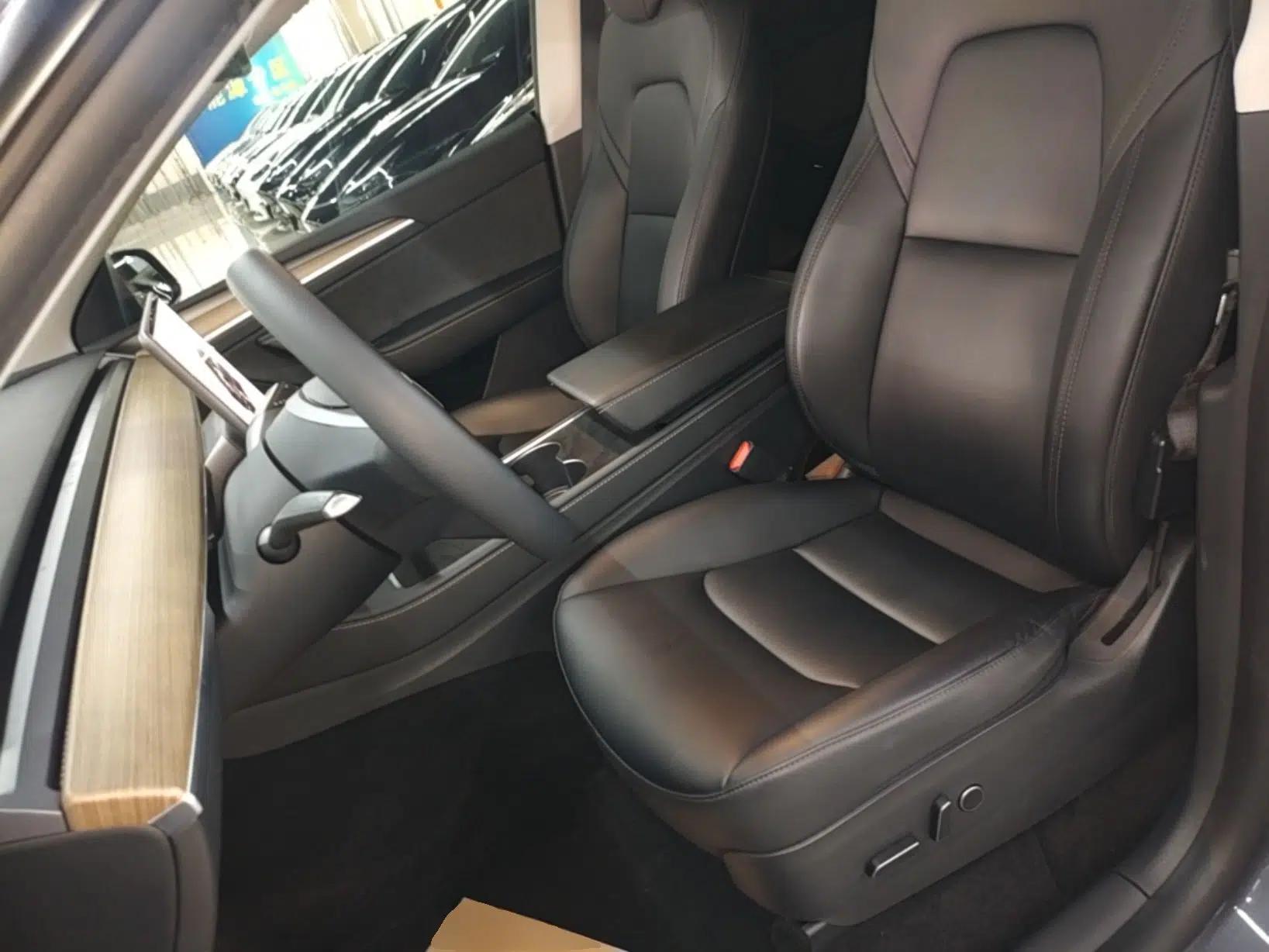 Tesla Model Y 2022 Rear-Wheel-Drive Version — миниатюра 17