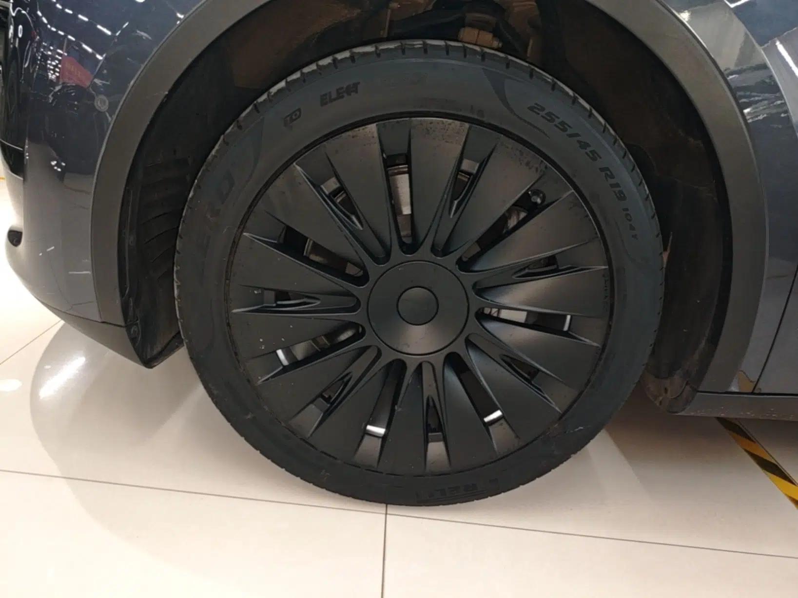 Tesla Model Y 2022 Rear-Wheel-Drive Version — миниатюра 10