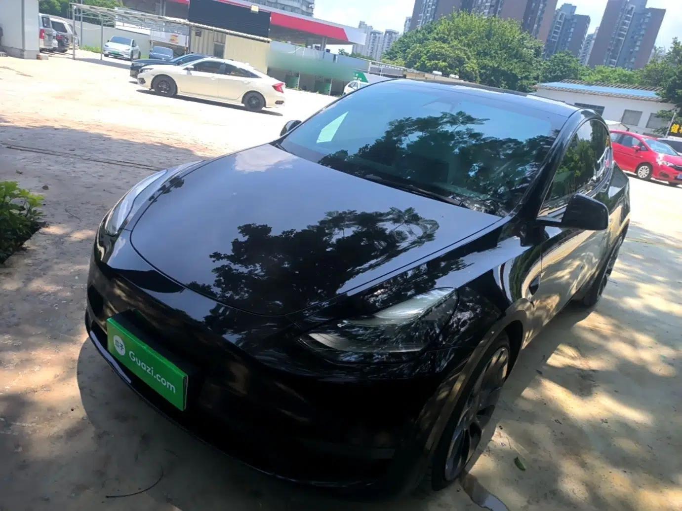 Tesla Model Y 2021 Performance High-Performance All-Wheel-Drive Version — миниатюра 1