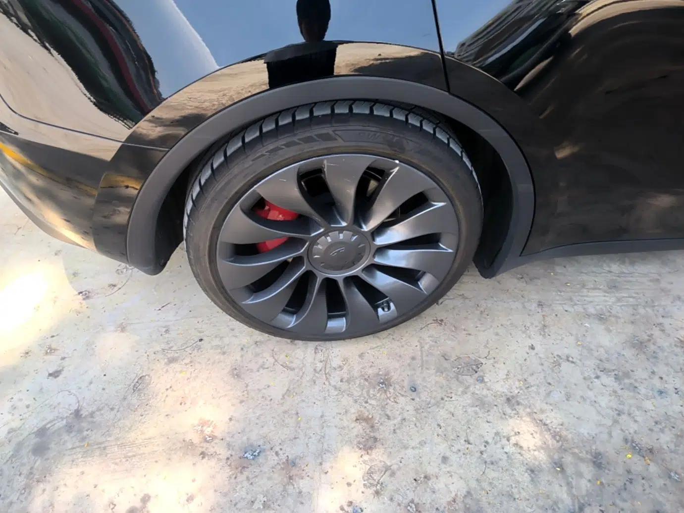 Tesla Model Y 2021 Performance High-Performance All-Wheel-Drive Version — миниатюра 11