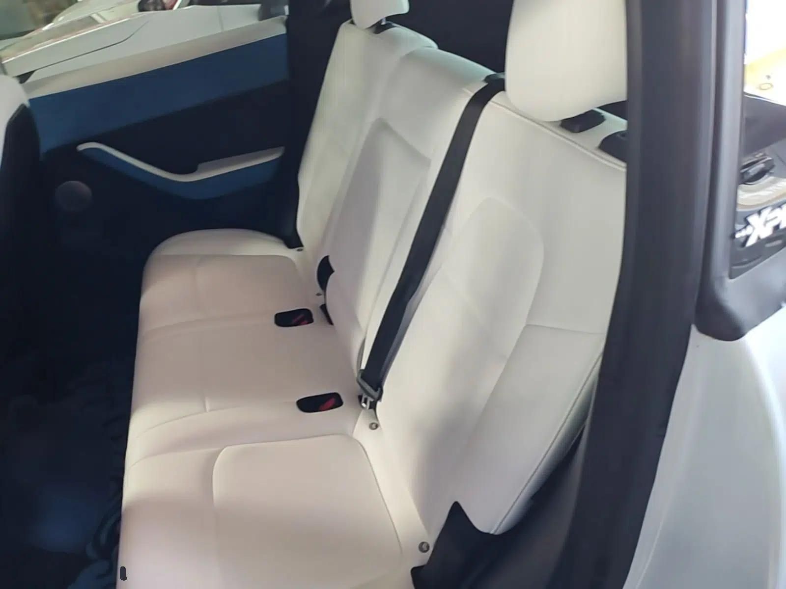 Tesla Model Y 2021 Long-Range All-Wheel-Drive Version 3D7 — миниатюра 20