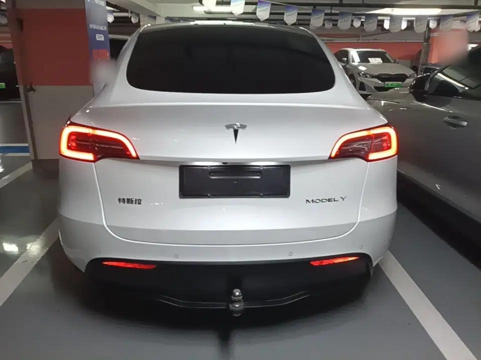 Tesla Model Y 2022 Rear-Wheel-Drive Version — миниатюра 5