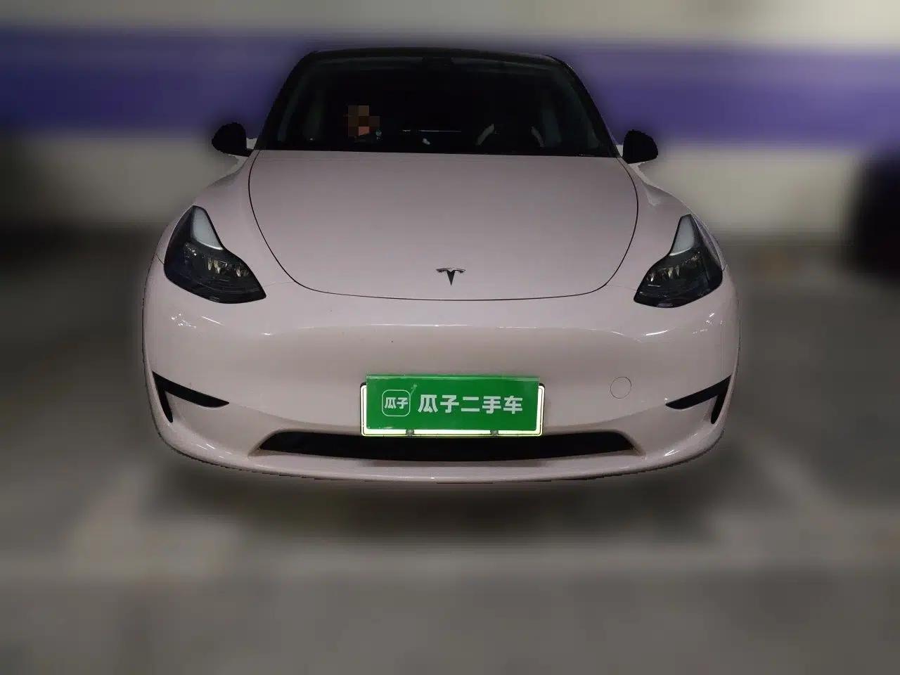 Tesla Model Y 2024 Rear-Wheel-Drive Version — миниатюра 2