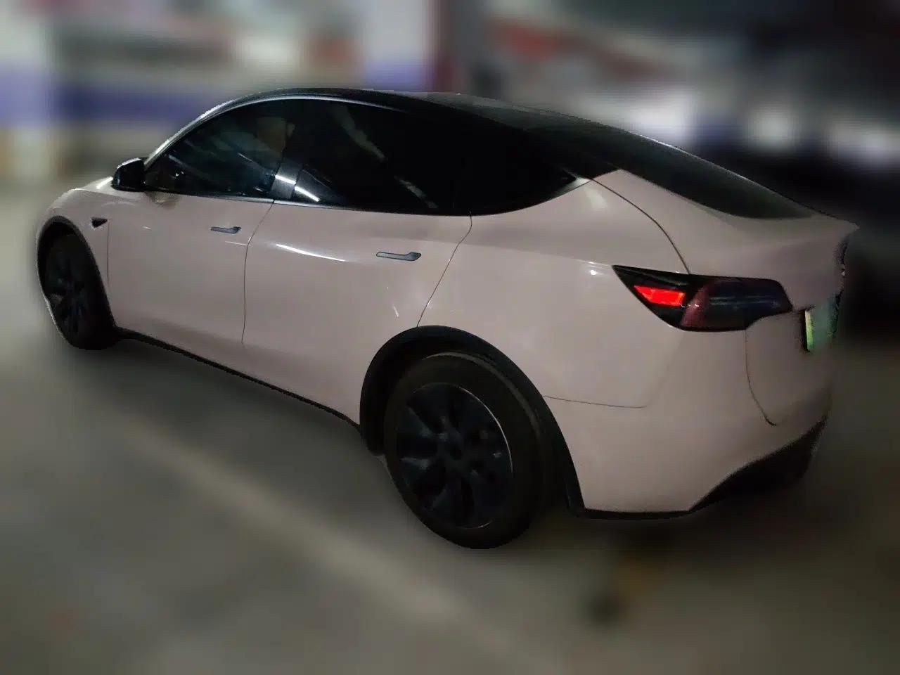 Tesla Model Y 2024 Rear-Wheel-Drive Version — миниатюра 4