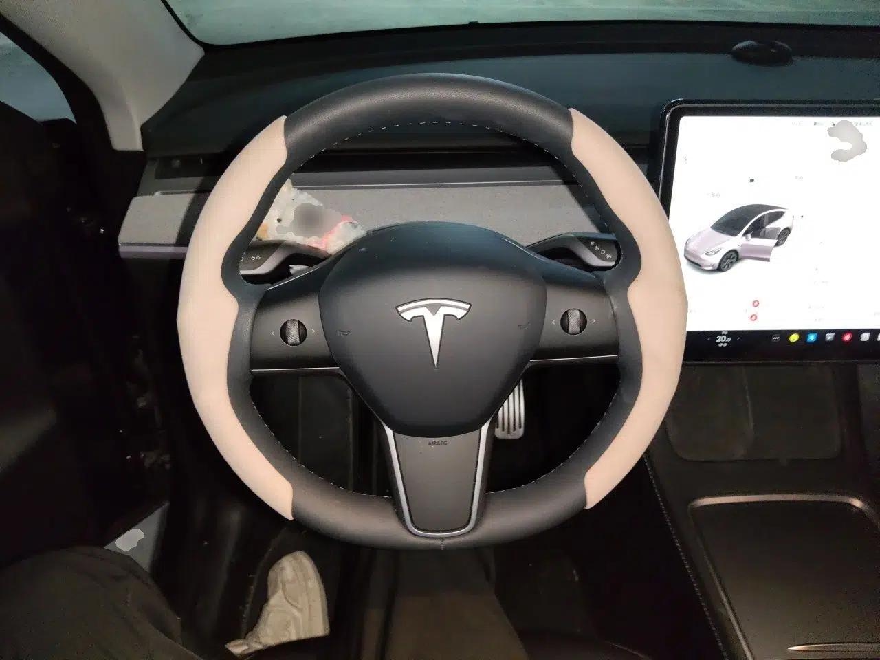 Tesla Model Y 2024 Rear-Wheel-Drive Version — миниатюра 10