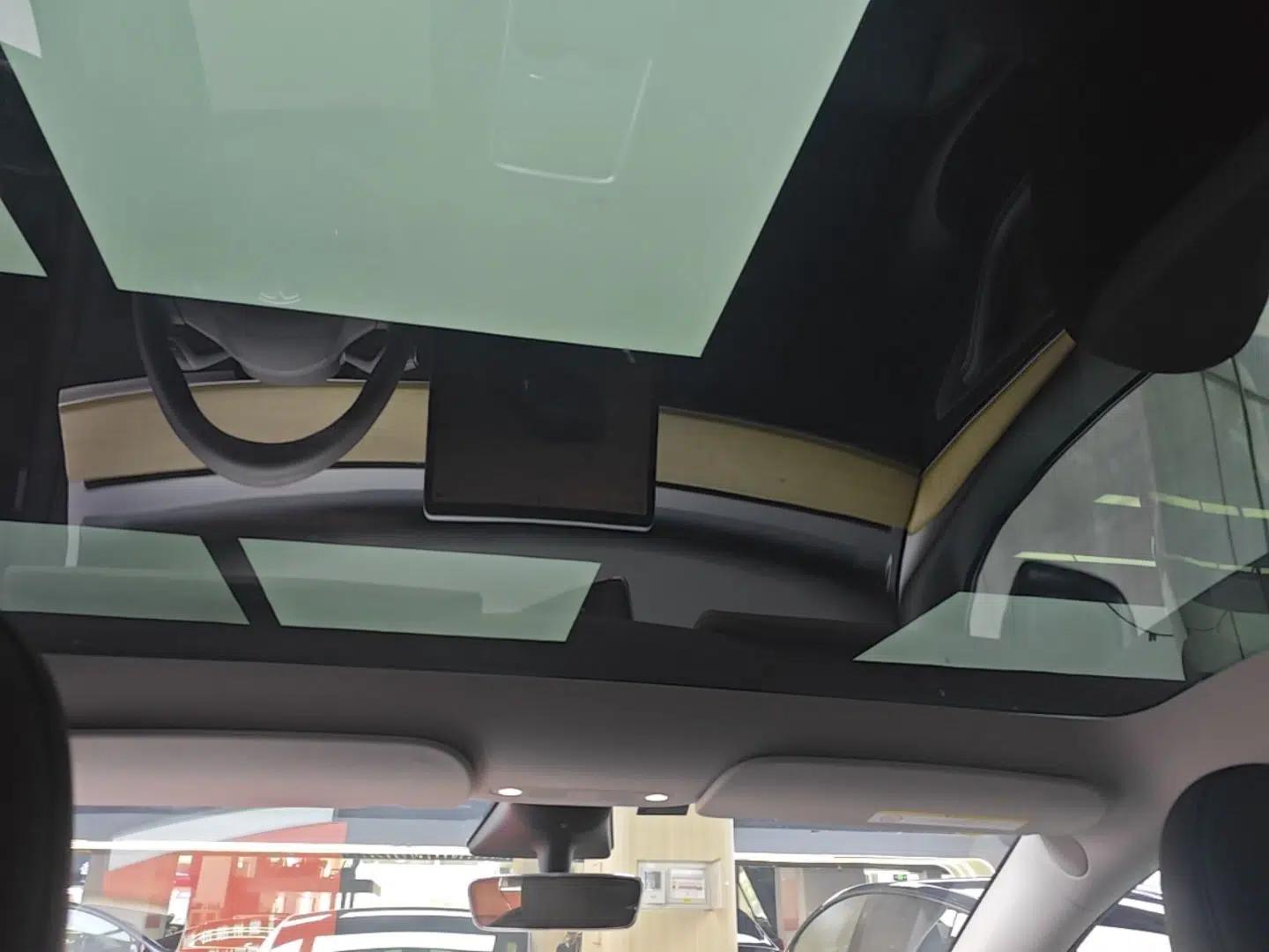 Tesla Model Y 2022 Revised Version Rear-Wheel Drive — миниатюра 21