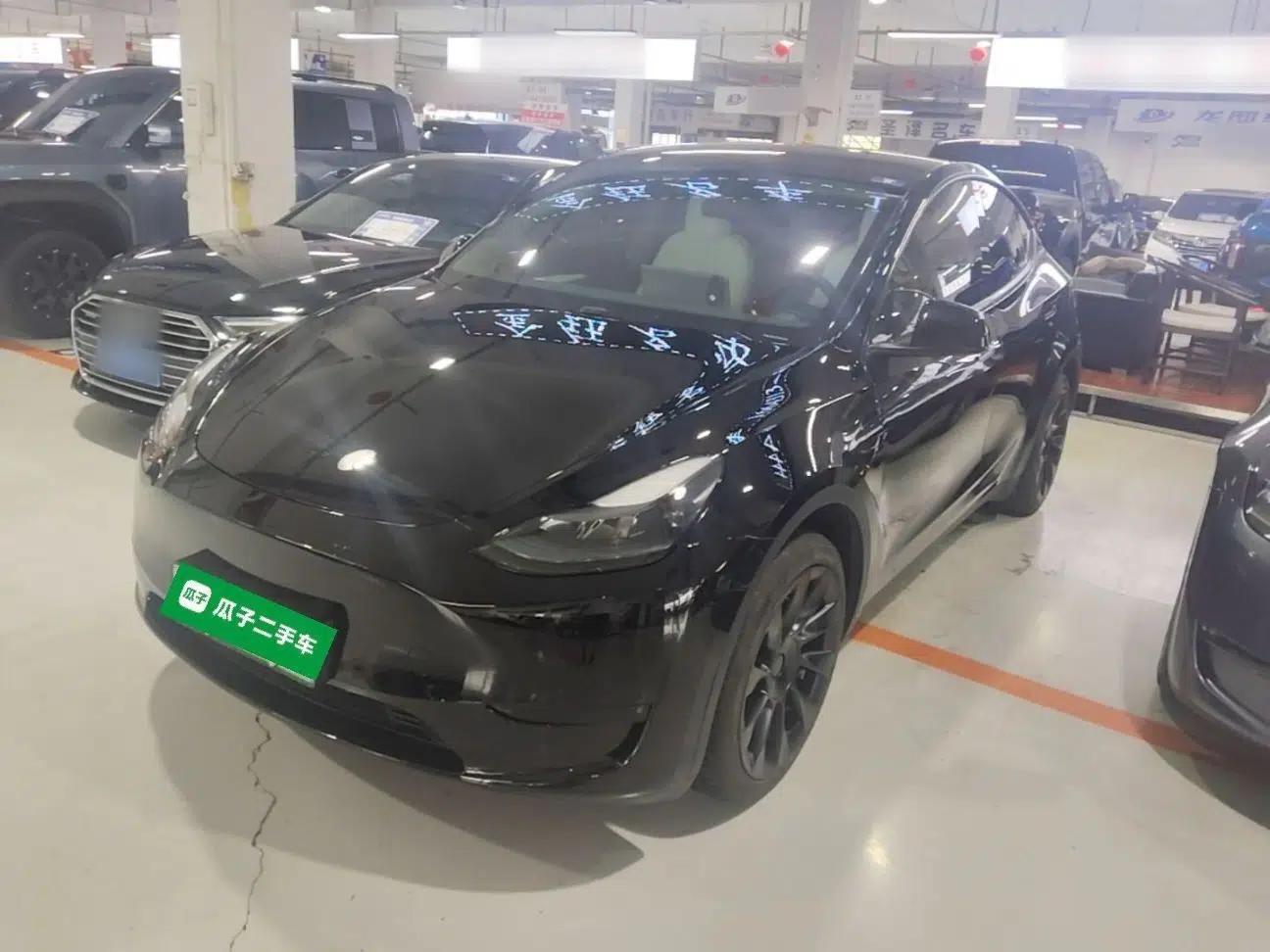 Tesla Model Y 2022 Revised Version Rear-Wheel Drive — миниатюра 1