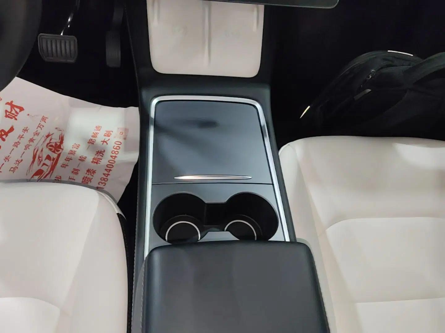 Tesla Model Y 2022 Revised Version Rear-Wheel Drive — миниатюра 16