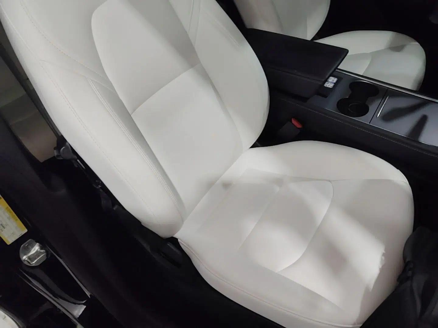Tesla Model Y 2022 Revised Version Rear-Wheel Drive — миниатюра 19