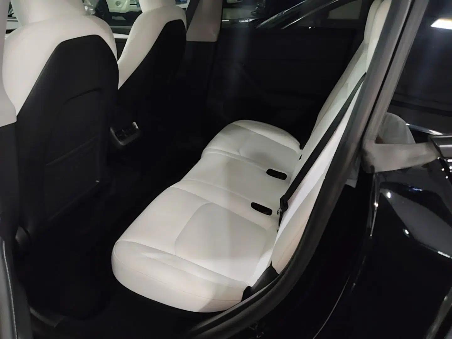 Tesla Model Y 2022 Revised Version Rear-Wheel Drive — миниатюра 20