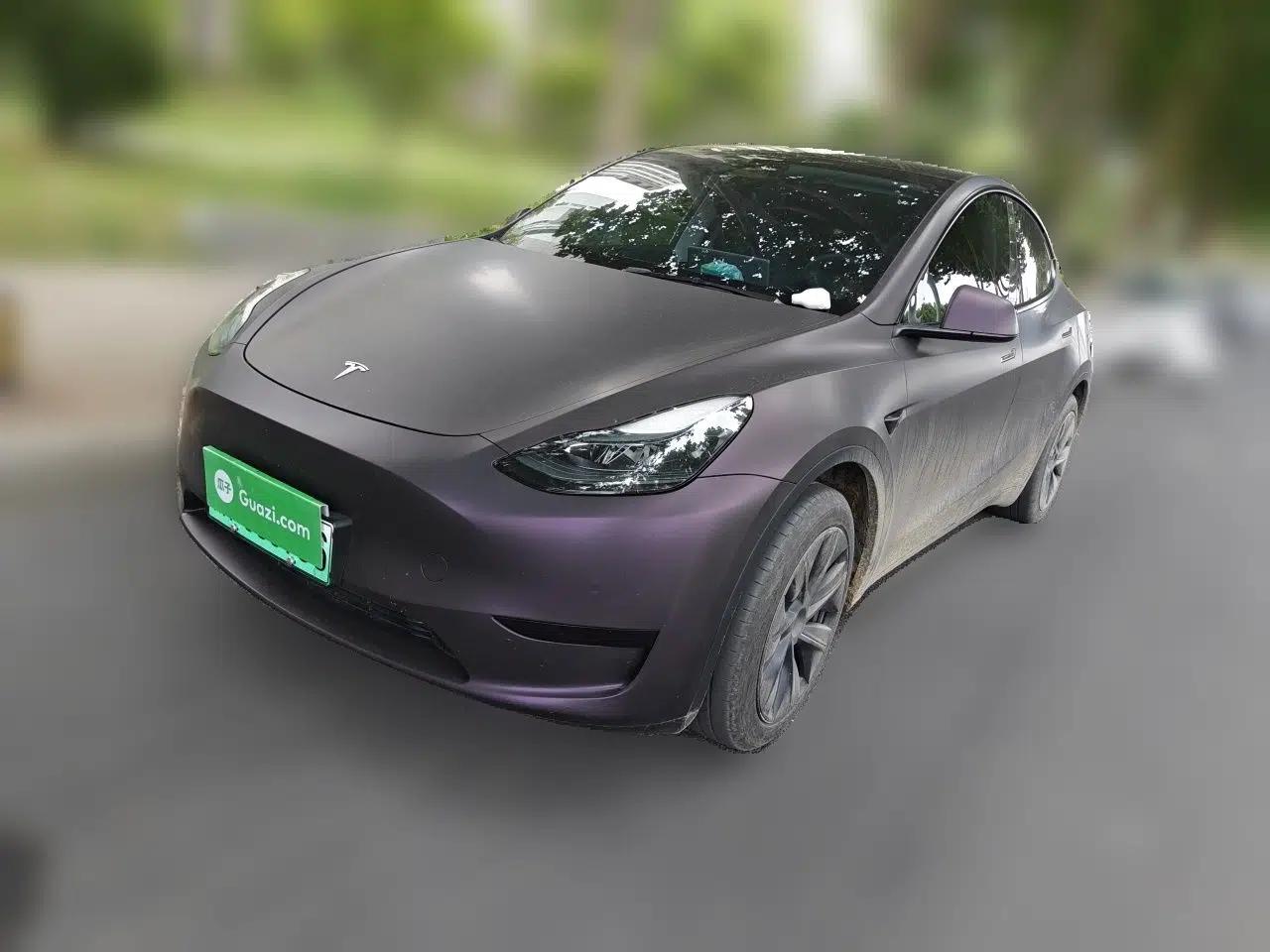 Tesla Model Y 2023 Rear-Wheel-Drive Version — миниатюра 1