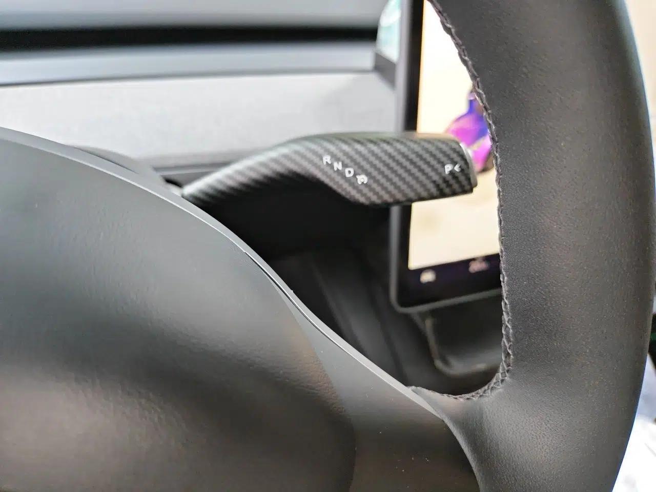 Tesla Model Y 2023 Rear-Wheel-Drive Version — миниатюра 11