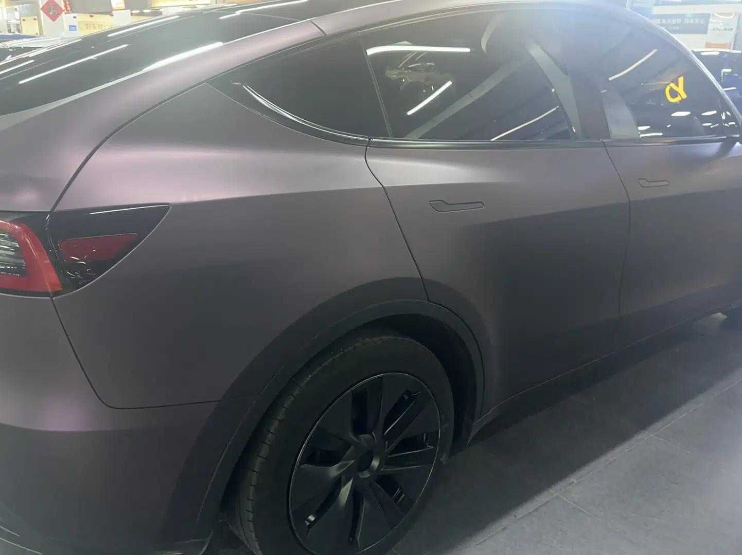 Tesla Model Y 2023 Rear-Wheel-Drive Version — миниатюра 6