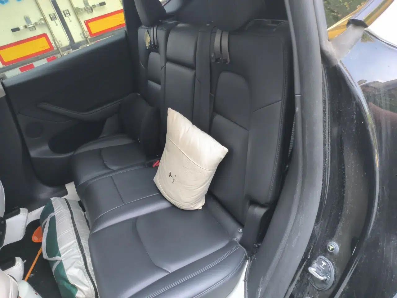 Tesla Model Y 2023 Rear-Wheel-Drive Version — миниатюра 20