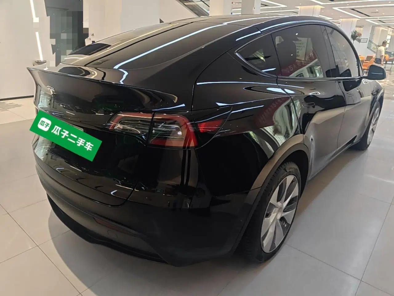 Tesla Model Y 2022 Revised Version Rear-Wheel Drive — миниатюра 6