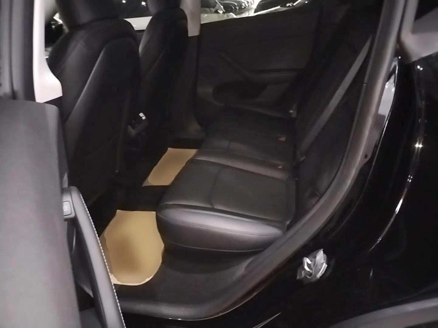 Tesla Model Y 2023 Rear-Wheel-Drive Version — миниатюра 20