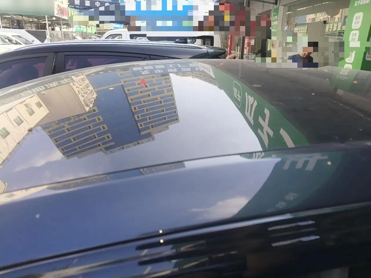 Tesla Model Y 2024 Long-Range All-Wheel-Drive Version — миниатюра 7