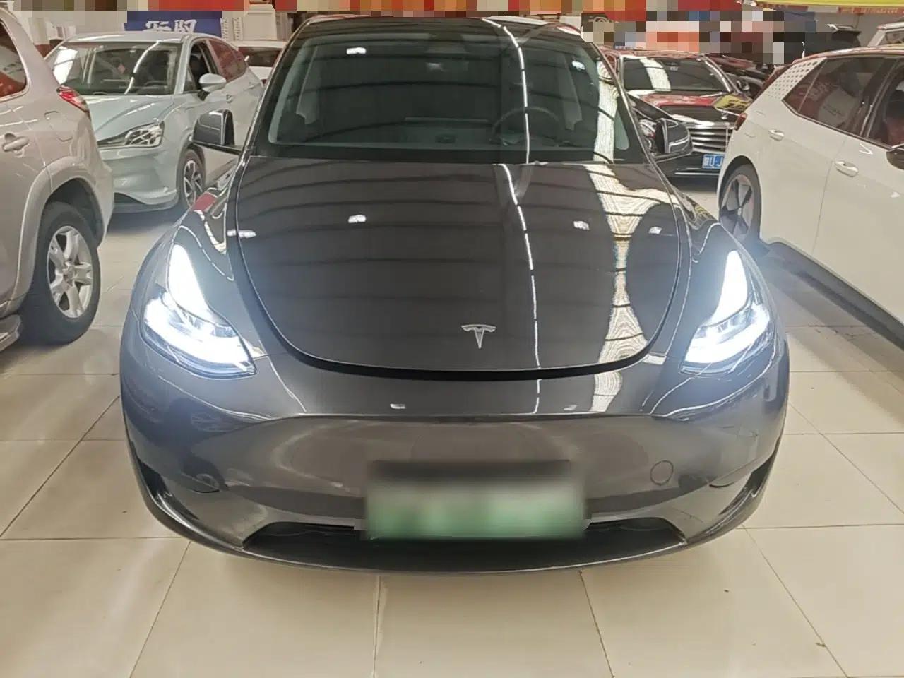 Tesla Model Y 2024 Rear-Wheel-Drive Version — миниатюра 2
