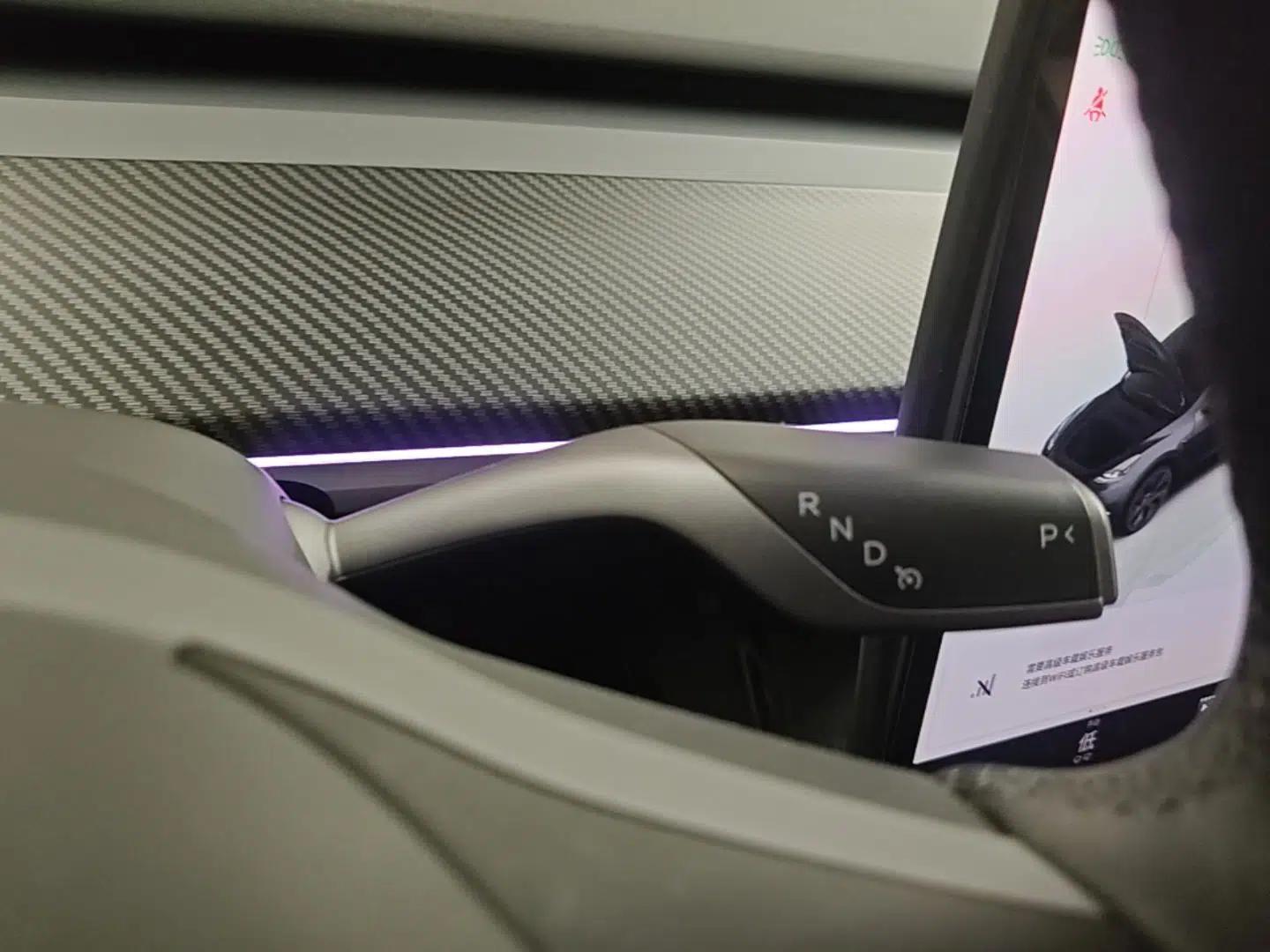 Tesla Model Y 2024 Rear-Wheel-Drive Version — миниатюра 16