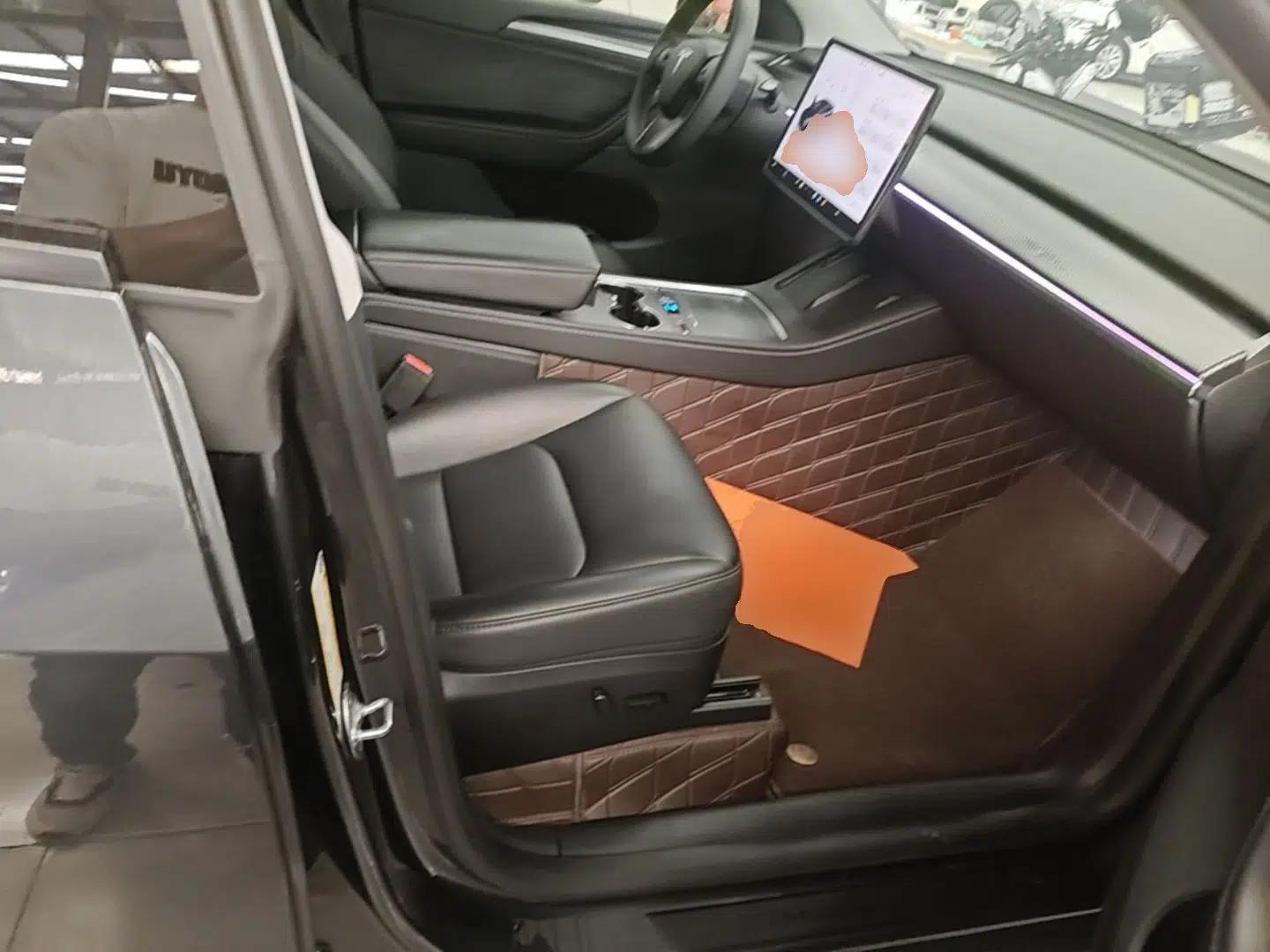 Tesla Model Y 2024 Rear-Wheel-Drive Version — миниатюра 19