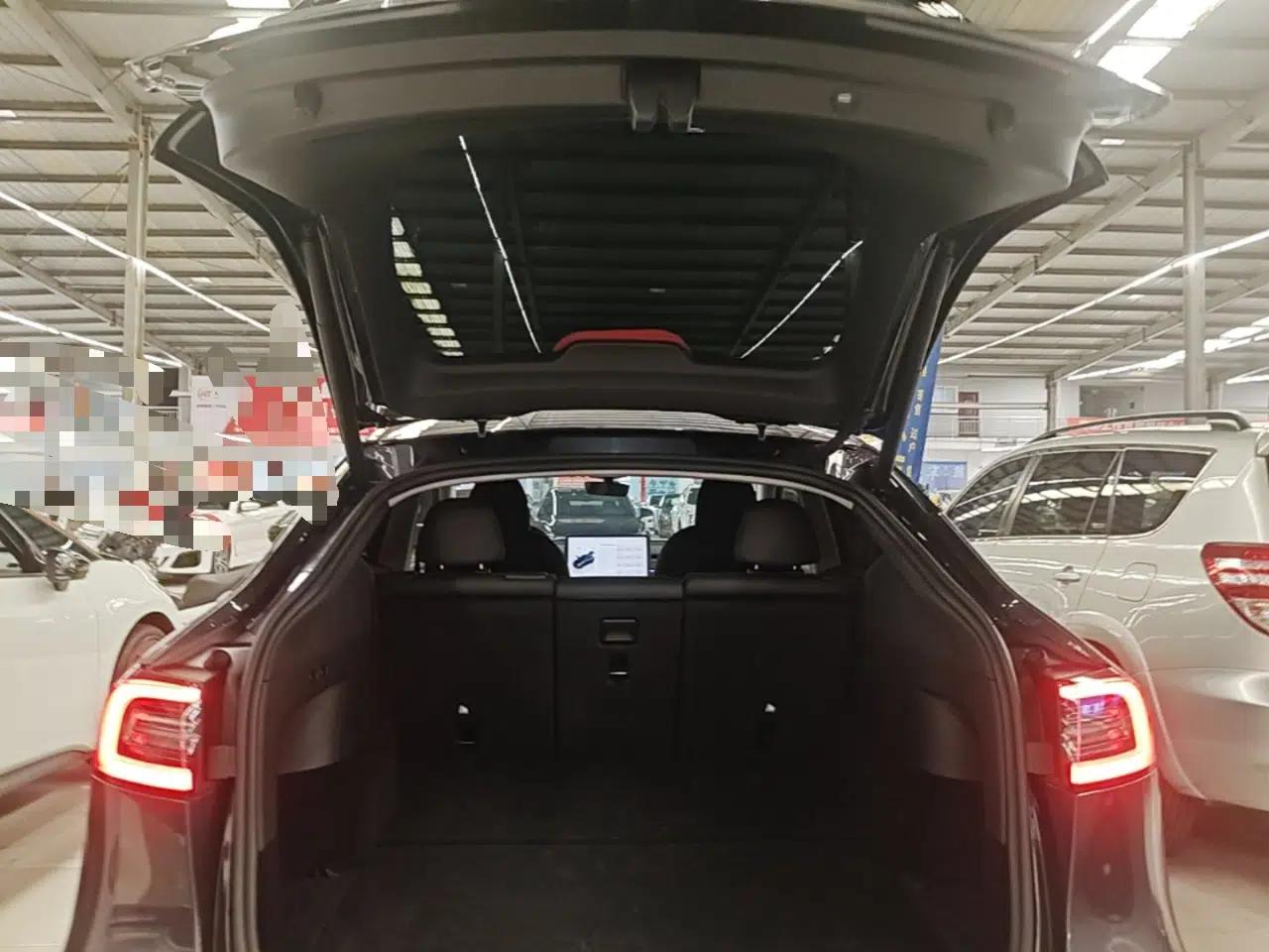 Tesla Model Y 2024 Rear-Wheel-Drive Version — миниатюра 22