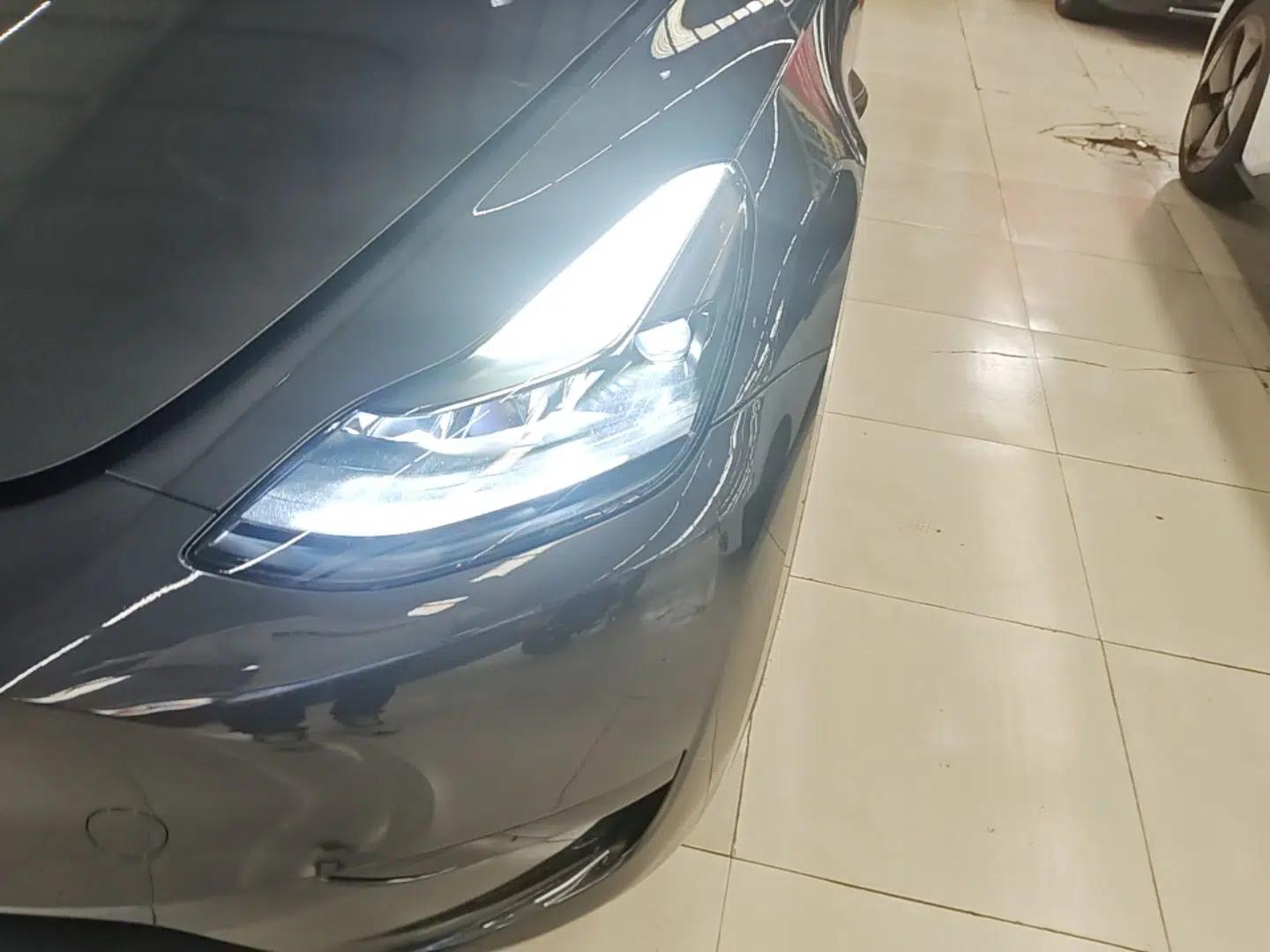 Tesla Model Y 2024 Rear-Wheel-Drive Version — миниатюра 8