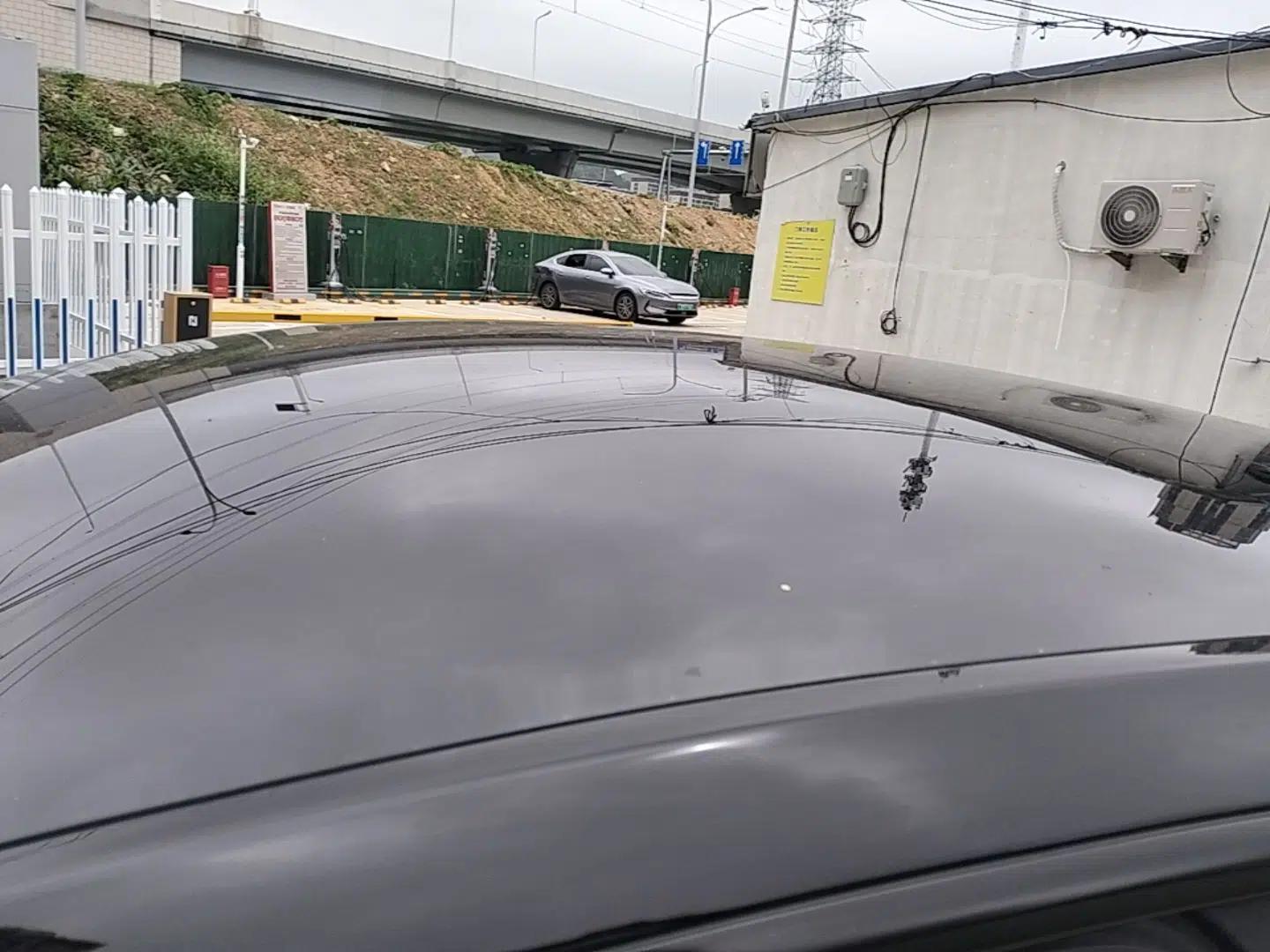 Tesla Model Y 2023 Rear-Wheel-Drive Version — миниатюра 7