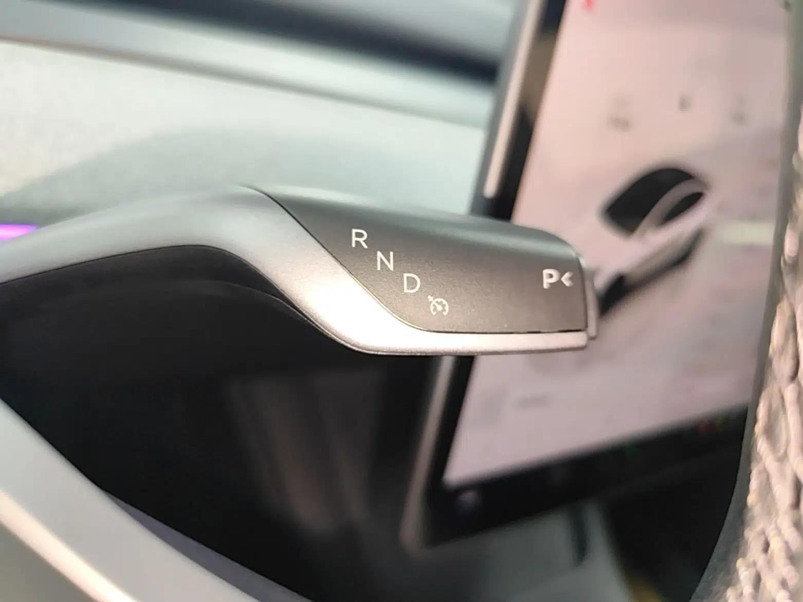 Tesla Model Y 2024 Rear-Wheel-Drive Version — миниатюра 16