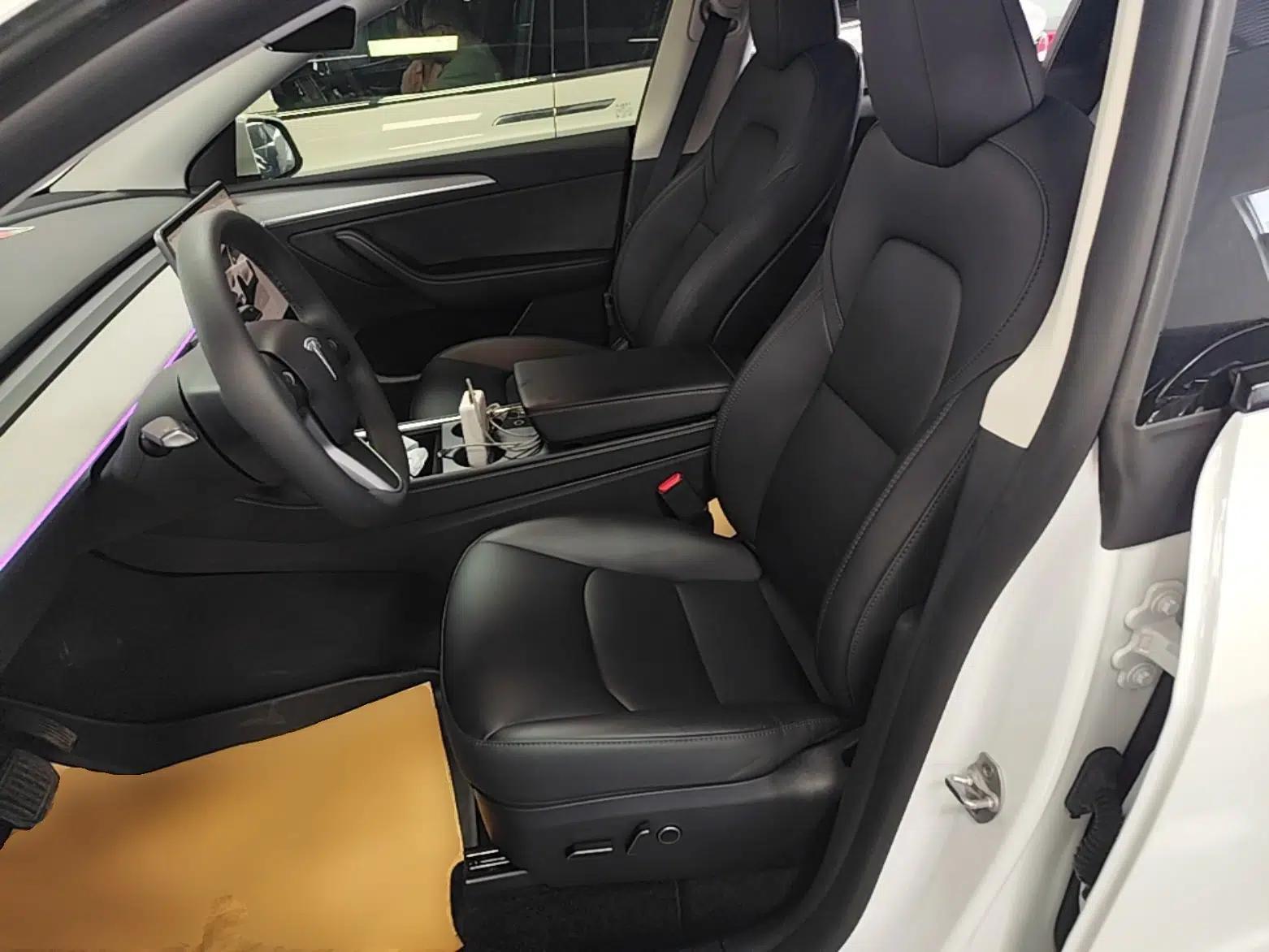 Tesla Model Y 2024 Rear-Wheel-Drive Version — миниатюра 17