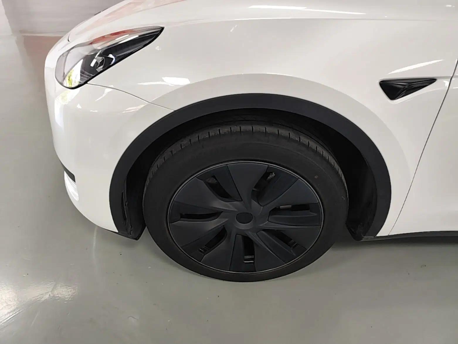 Tesla Model Y 2024 Rear-Wheel-Drive Version — миниатюра 10
