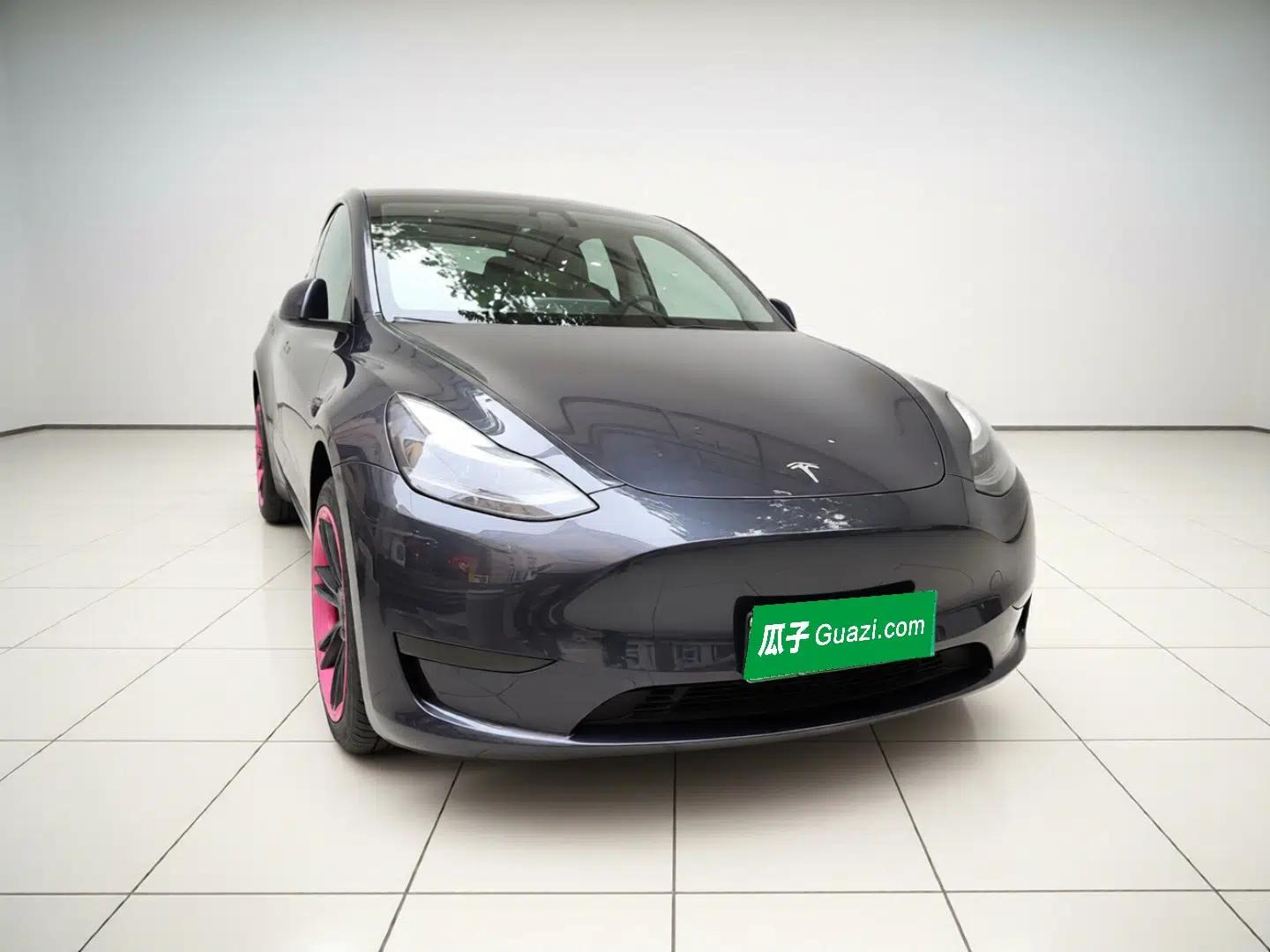Tesla Model Y 2024 Rear-Wheel-Drive Version — миниатюра 2