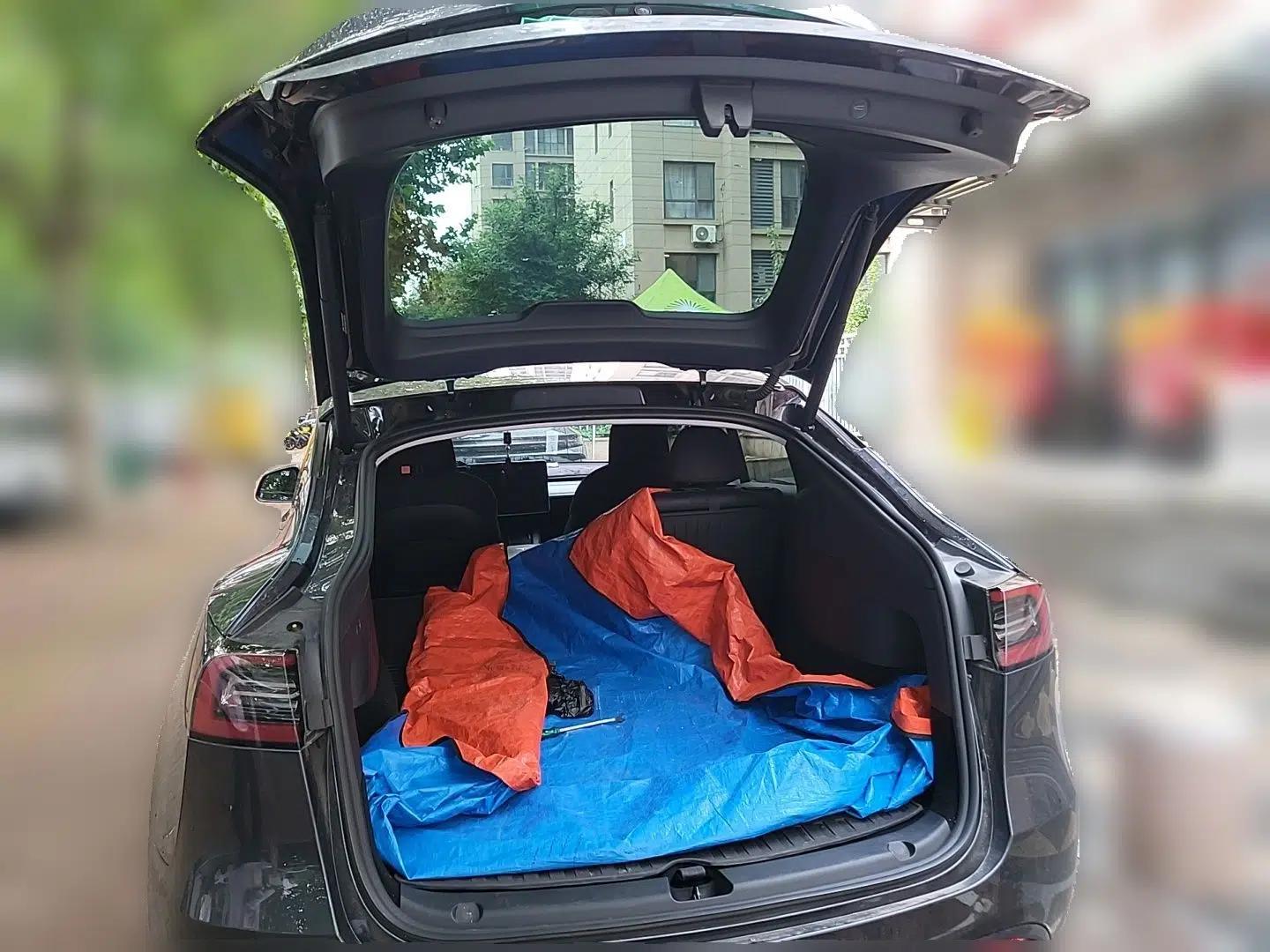 Tesla Model Y 2024 Rear-Wheel-Drive Version — миниатюра 16
