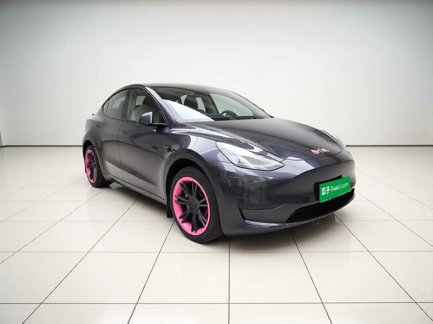 Tesla Model Y 2024 Rear-Wheel-Drive Version — миниатюра 3