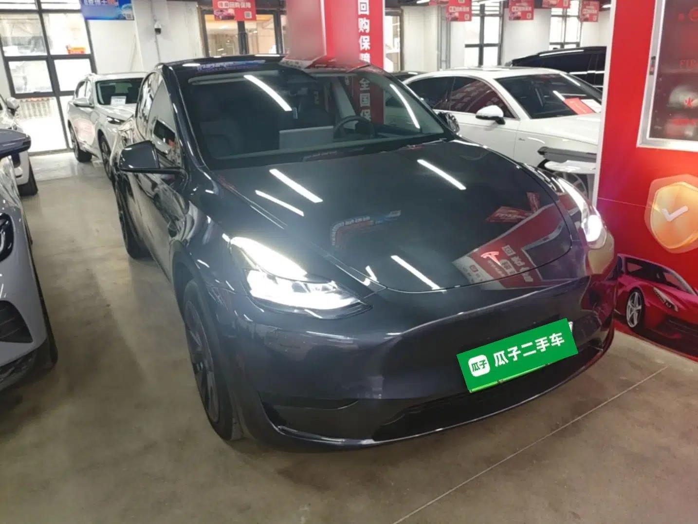 Tesla Model Y 2024 Rear-Wheel-Drive Version — миниатюра 3