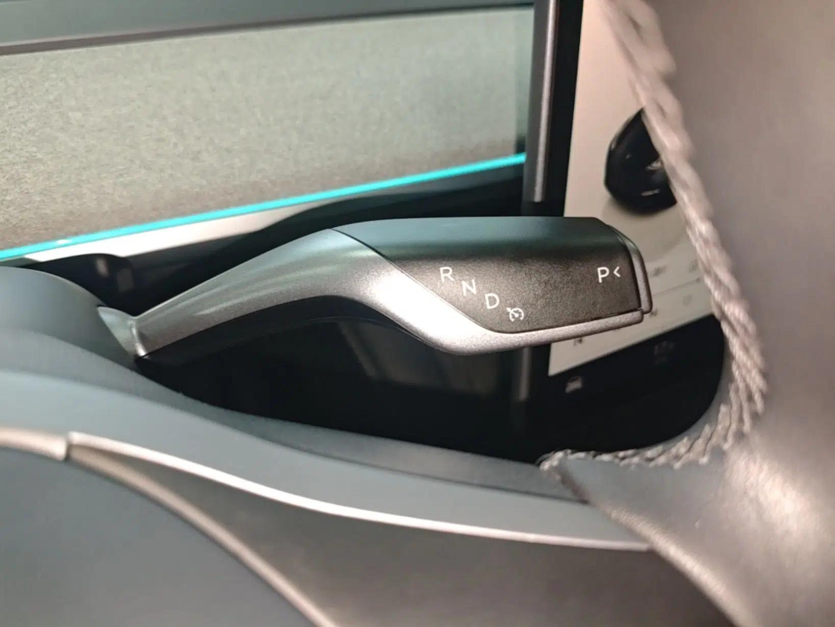 Tesla Model Y 2024 Rear-Wheel-Drive Version — миниатюра 21