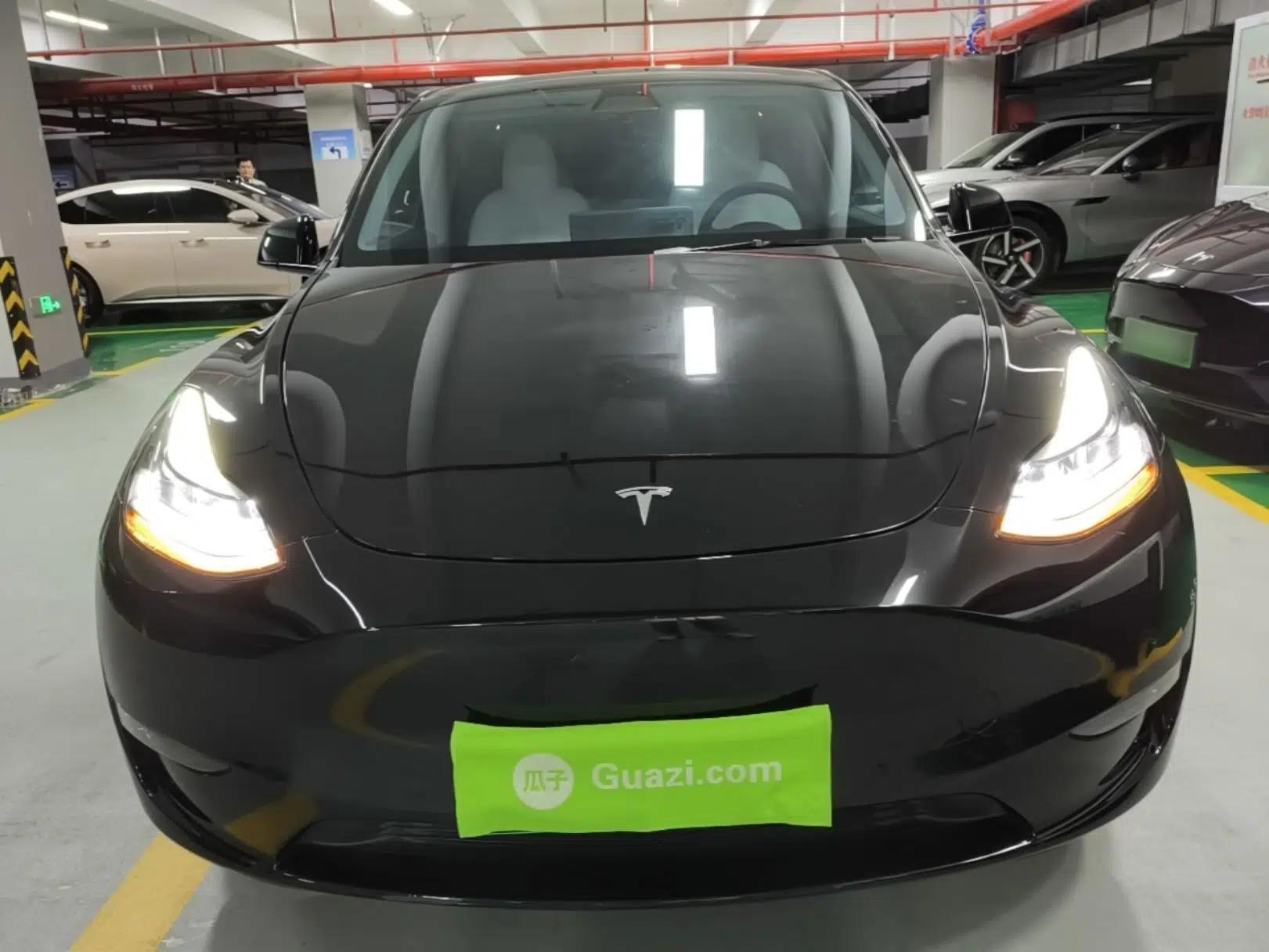 Tesla Model Y 2022 Performance High-Performance All-Wheel-Drive Version — миниатюра 2