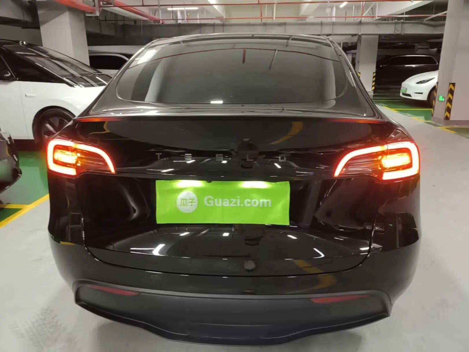 Tesla Model Y 2022 Performance High-Performance All-Wheel-Drive Version — миниатюра 5