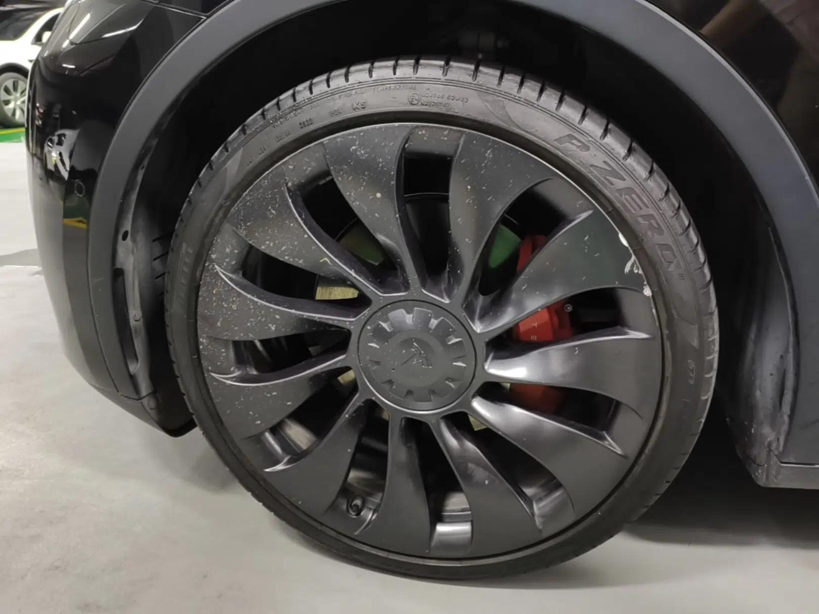 Tesla Model Y 2022 Performance High-Performance All-Wheel-Drive Version — миниатюра 10